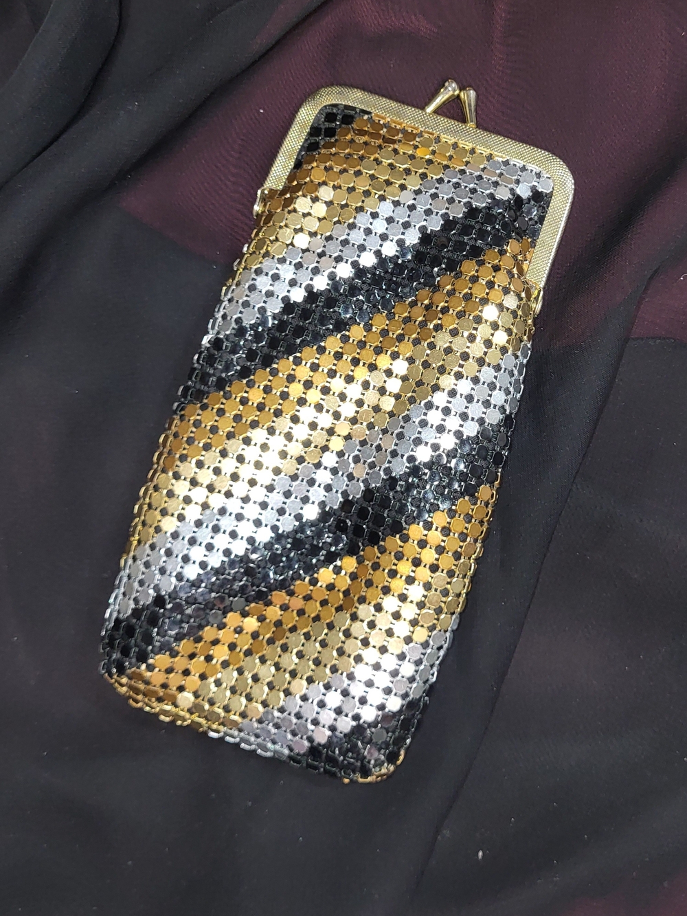 Sequined Diagonal Stripe Kiss-Lock Clutch - Gold, Silver & Black